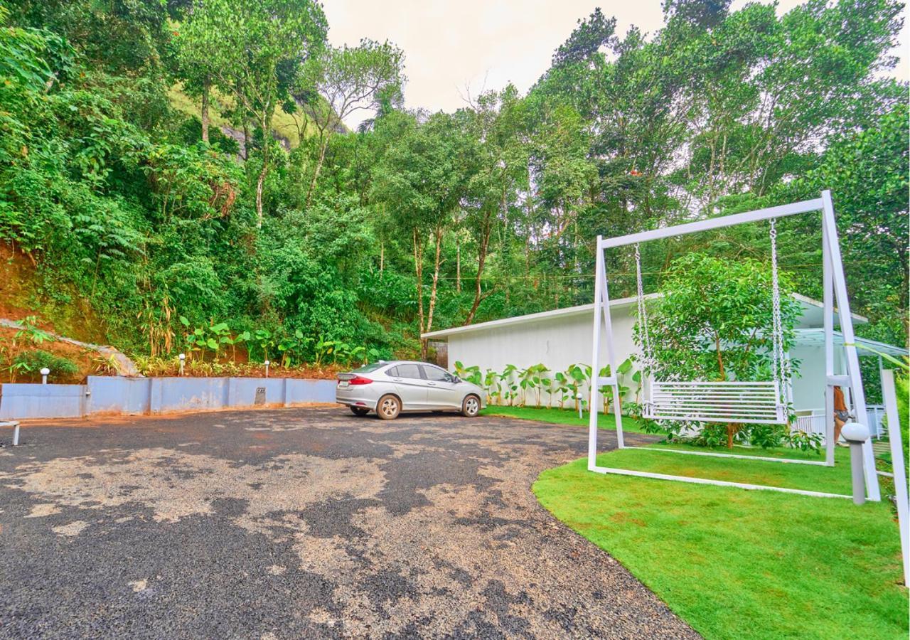 Ice Mist Pool Resort Munnar By Voye Homes Eksteriør billede