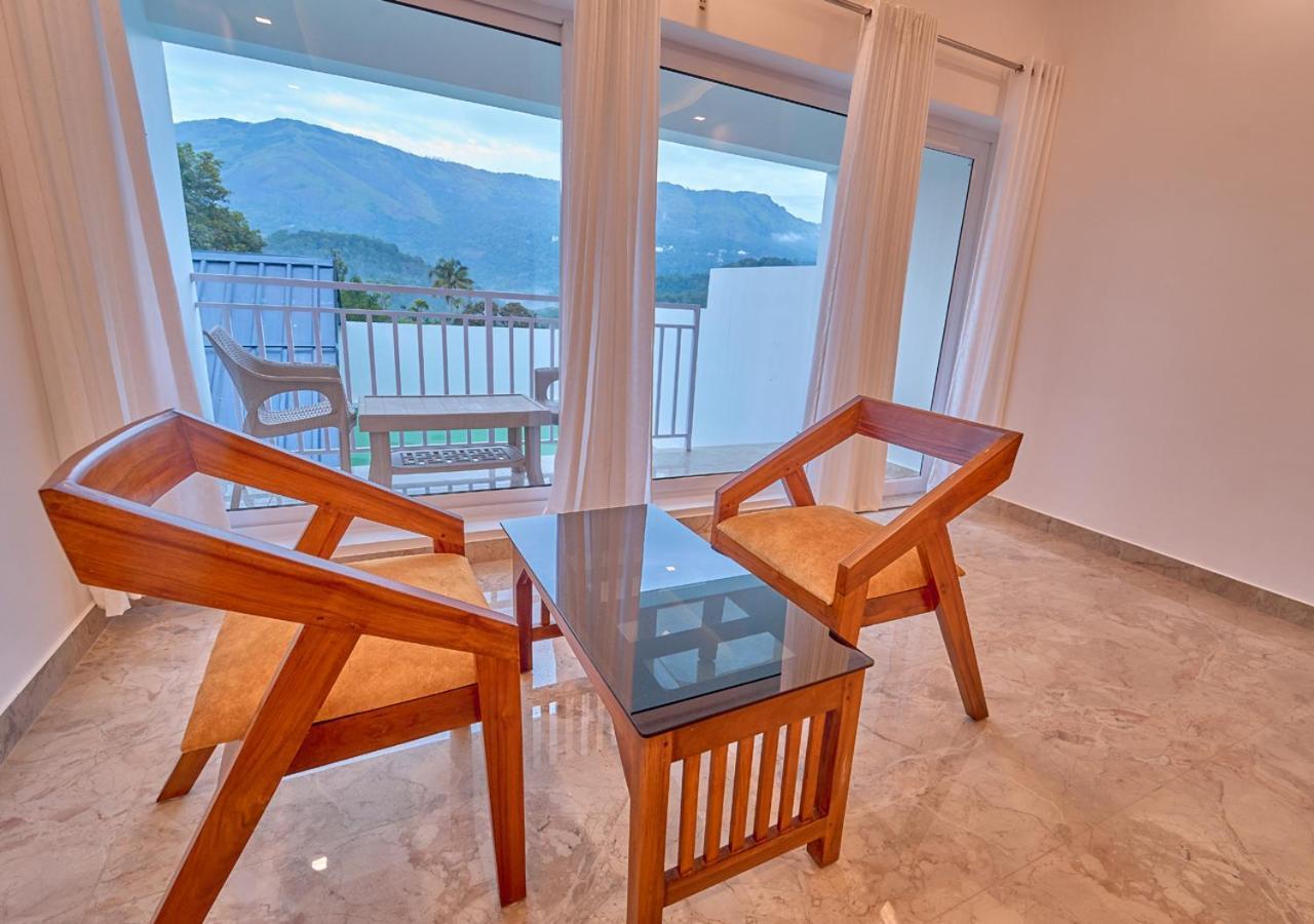 Ice Mist Pool Resort Munnar By Voye Homes Eksteriør billede
