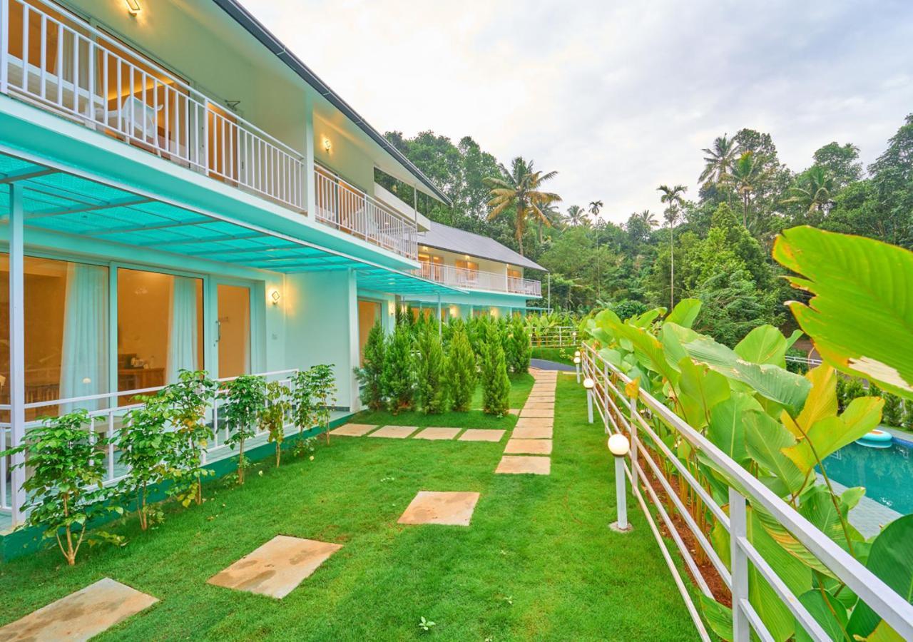 Ice Mist Pool Resort Munnar By Voye Homes Eksteriør billede